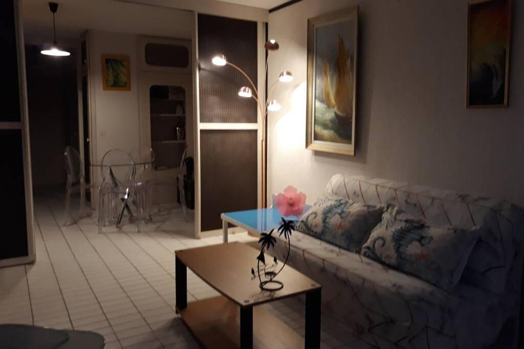 Le Cocon de Flo, studio face à la mer au couchant La Grande Motte Extérieur photo
